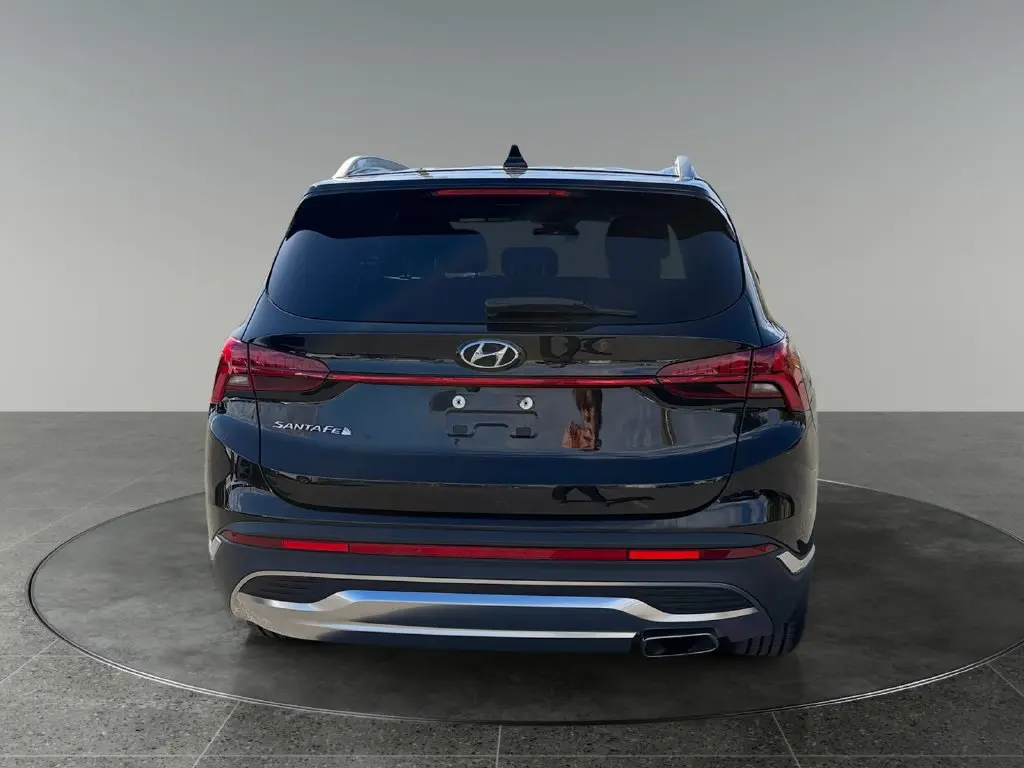 2021 Hyundai Santa Fe - $18,299