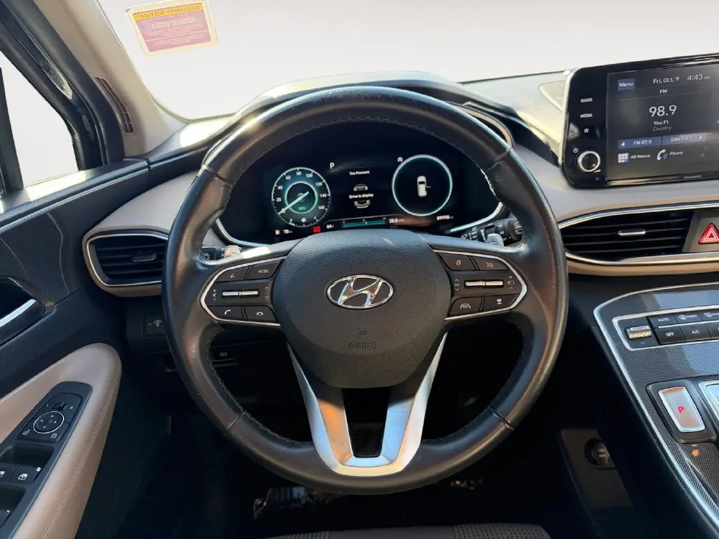 2021 Hyundai Santa Fe - $18,299