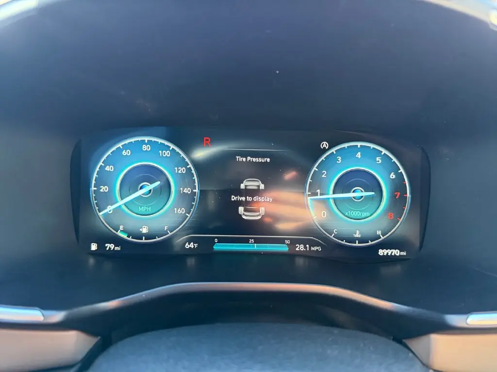 2021 Hyundai Santa Fe - $18,299