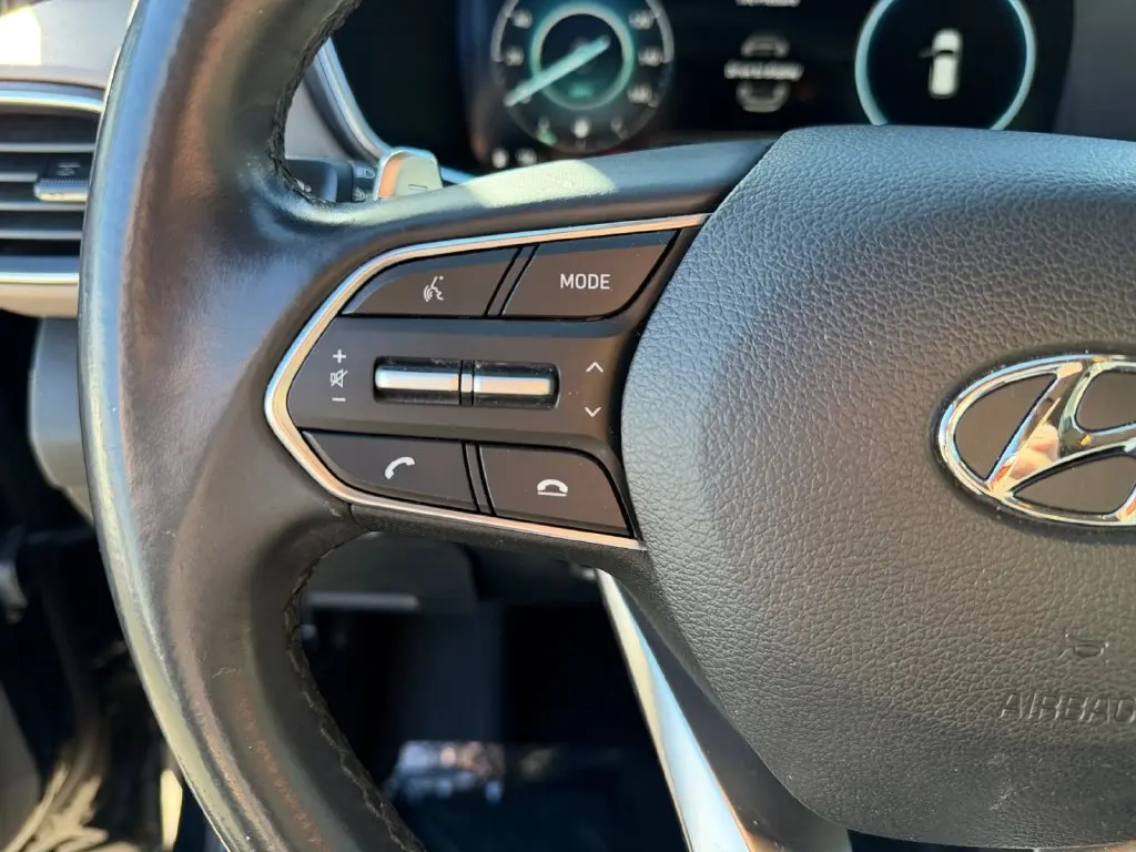2021 Hyundai Santa Fe - $18,299