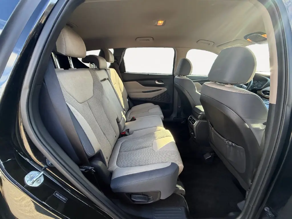 2021 Hyundai Santa Fe - $18,299