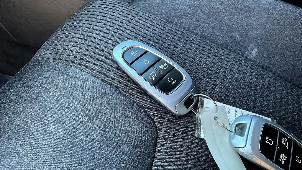 2021 Hyundai SANTA FE SEL