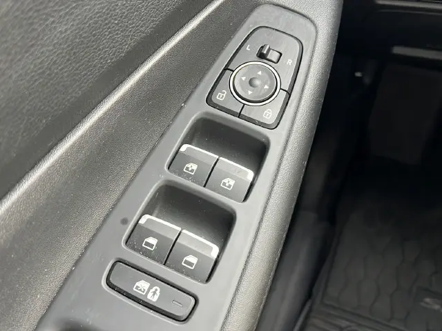 2022 Hyundai Santa Fe - $22,798
