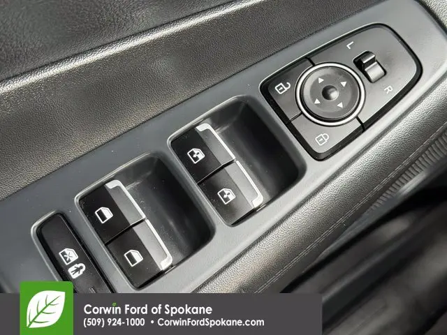 2022 Hyundai Santa Fe - $17,089