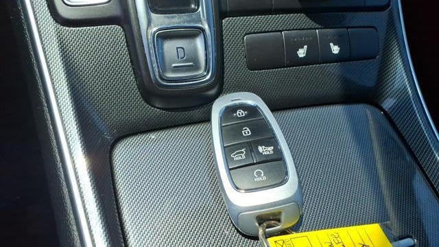 2021 Hyundai SANTA FE SEL