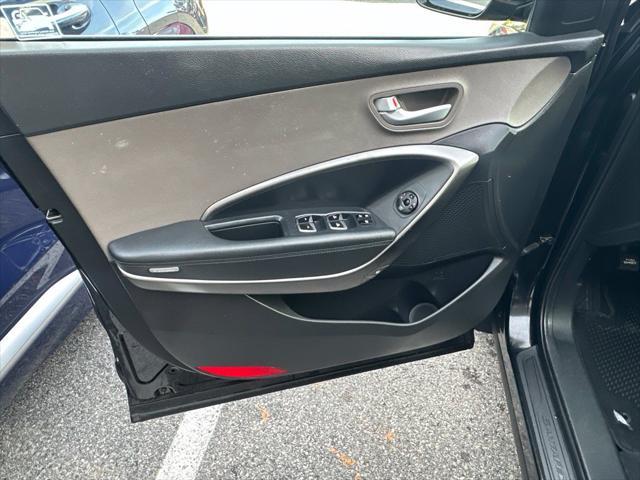 2017 Hyundai Santa Fe Sport - $9,995