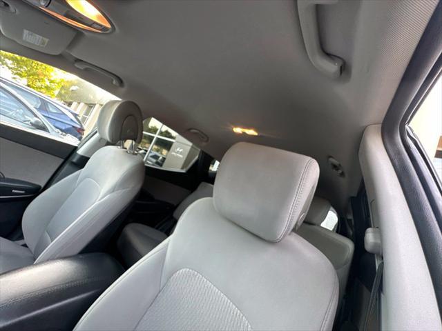 2017 Hyundai Santa Fe Sport - $9,995