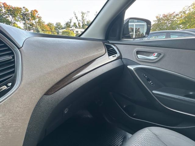2017 Hyundai Santa Fe Sport - $9,995