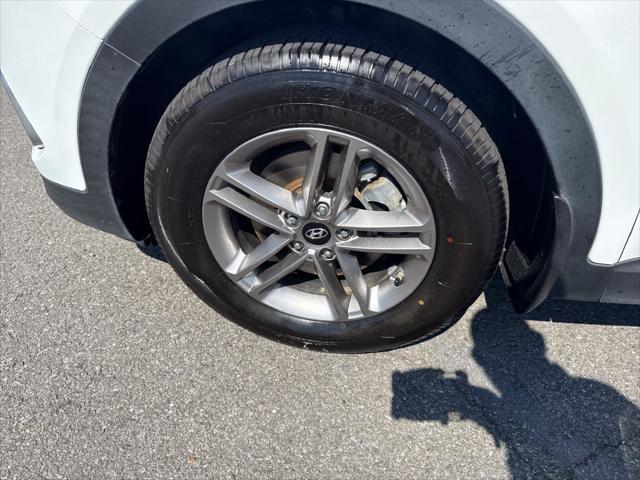 2017 Hyundai Santa Fe Sport - $10,999