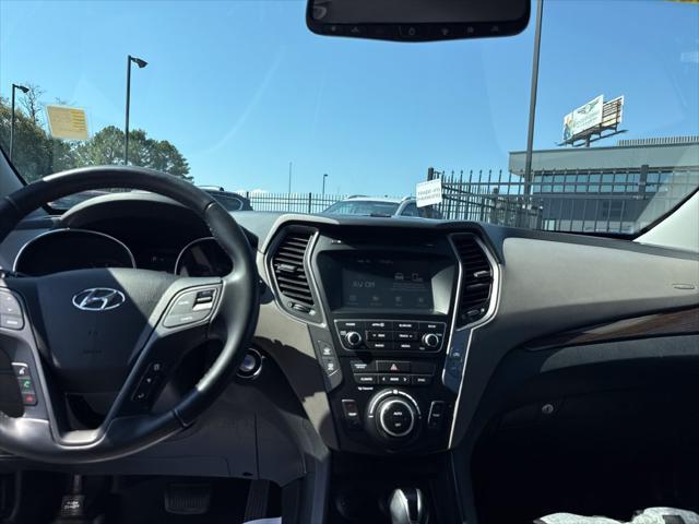 2017 Hyundai Santa Fe Sport - $10,999