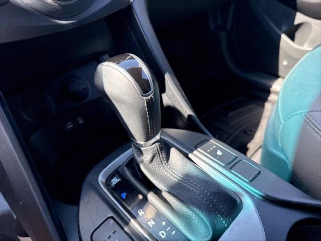 2017 Hyundai Santa Fe Sport - $10,999