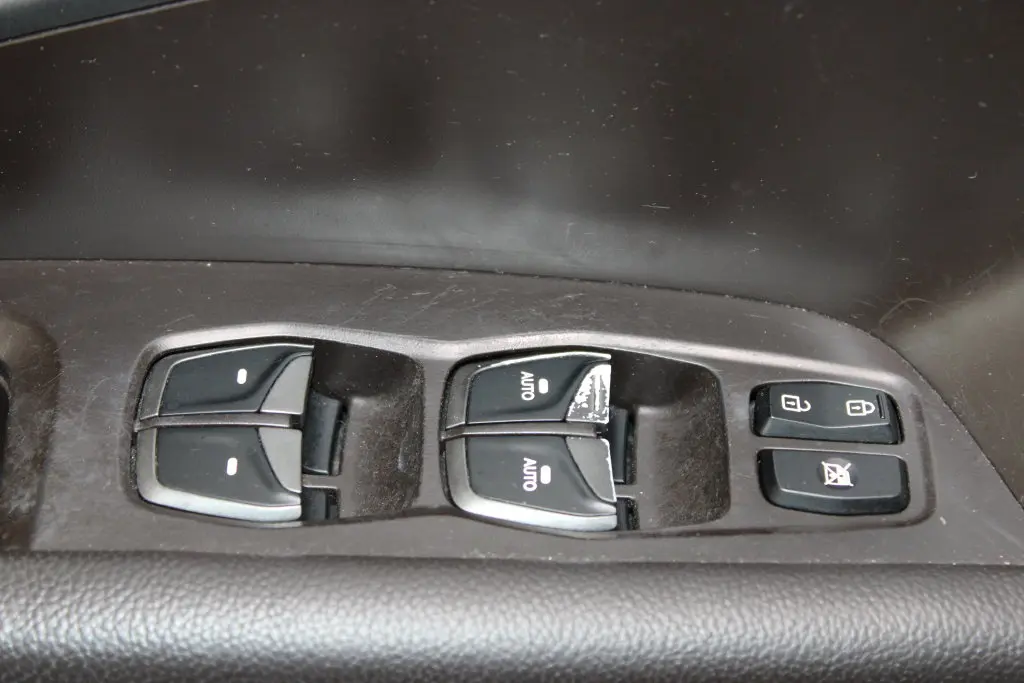 2017 Hyundai Santa Fe Sport - $11,648