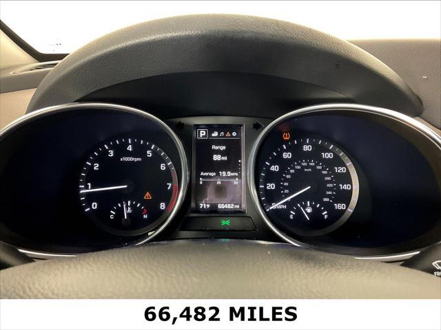 2017 Hyundai Santa Fe Sport - $14,074