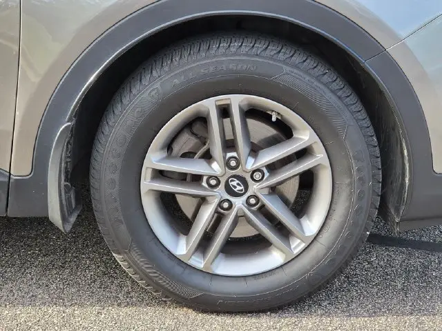 2018 Hyundai Santa Fe Sport - $11,899
