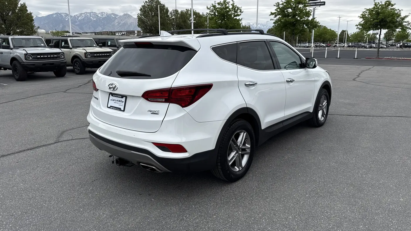 2017 Hyundai SANTA FE Sport 2.4L