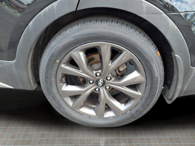 2017 Hyundai Santa Fe Sport - $11,935