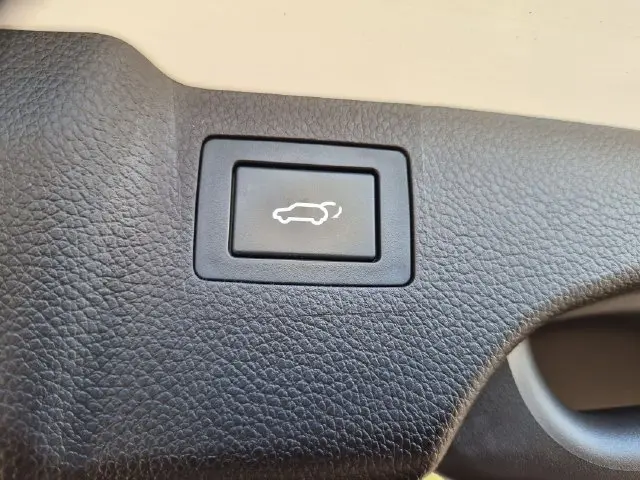 2018 Hyundai Santa Fe Sport - $15,999