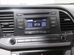 2017 Elantra Thumbnail 10