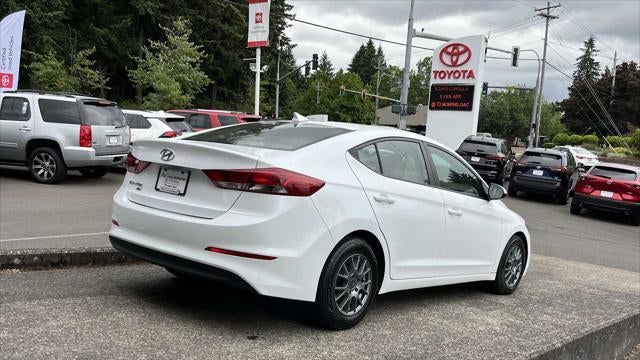 2017 Hyundai ELANTRA SE