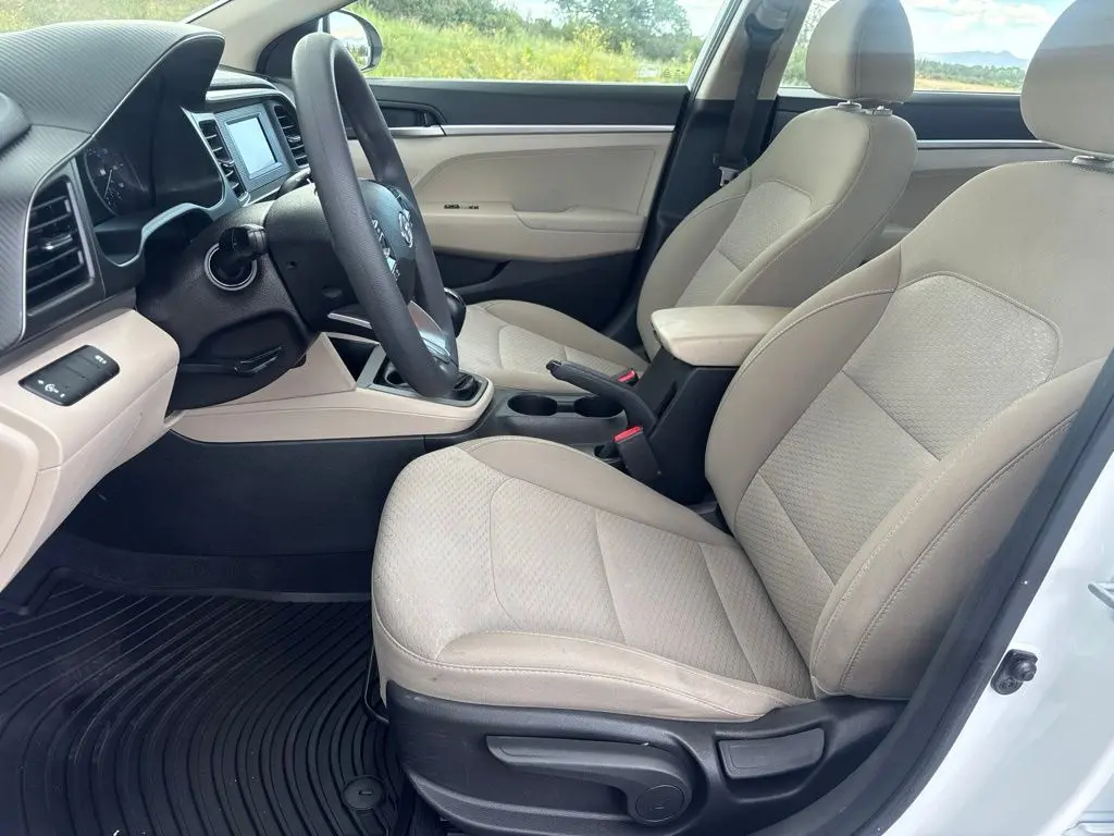 2019 Hyundai Elantra - $14,494