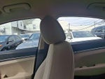 2017 Elantra Thumbnail 17