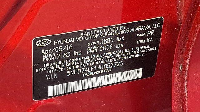 2017 Hyundai ELANTRA SE
