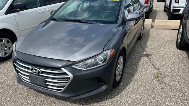 2018 Hyundai ELANTRA SE