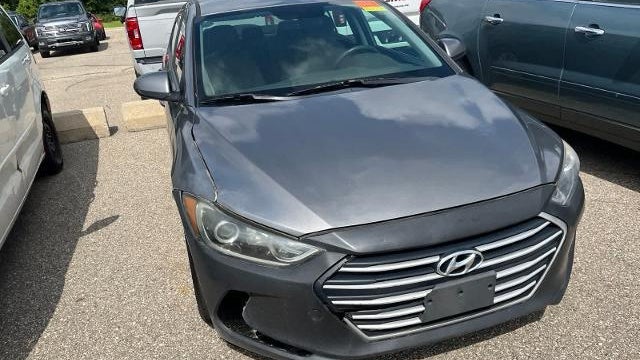 2018 Hyundai ELANTRA SE