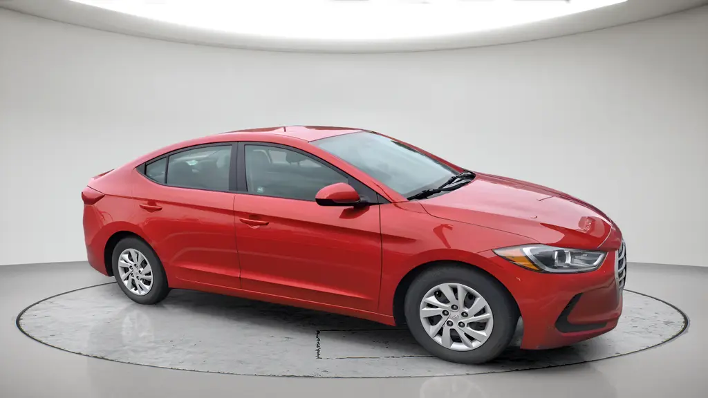 2018 Hyundai ELANTRA SE — photo 1 of 11