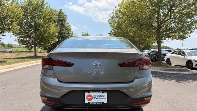 2019 Hyundai ELANTRA SE
