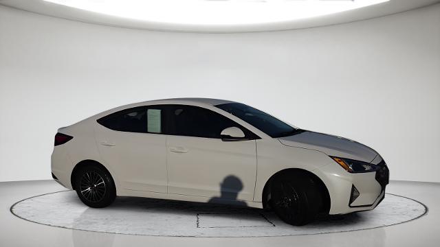 2019 Hyundai Elantra - $11,159