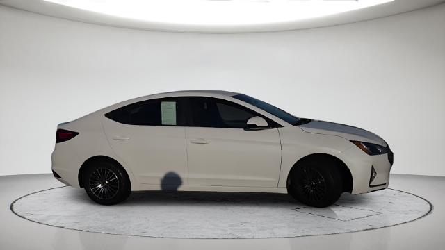 2019 Hyundai Elantra - $11,159