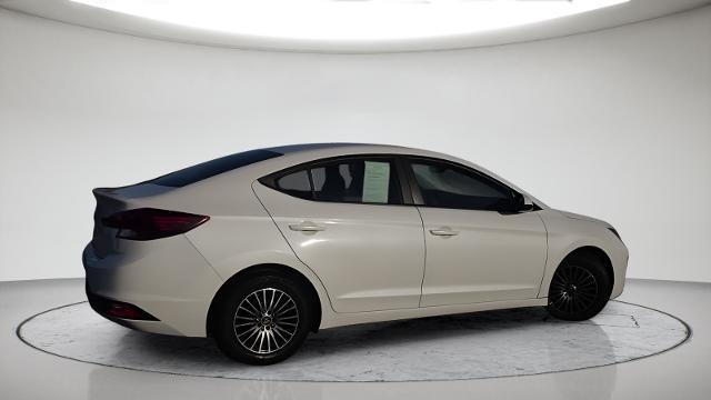 2019 Hyundai Elantra - $11,159
