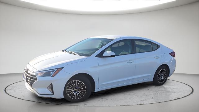 2019 Hyundai Elantra - $11,159