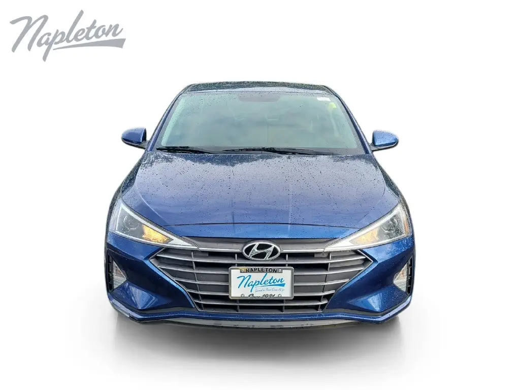 2019 Hyundai Elantra - $9,850