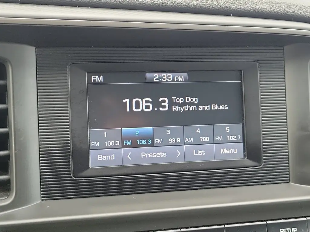 2019 Hyundai Elantra - $9,850