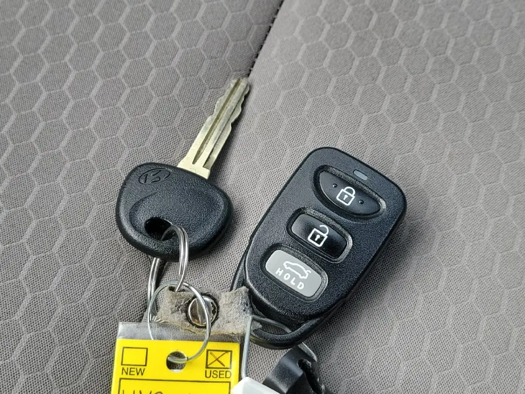 2019 Hyundai Elantra - $9,850