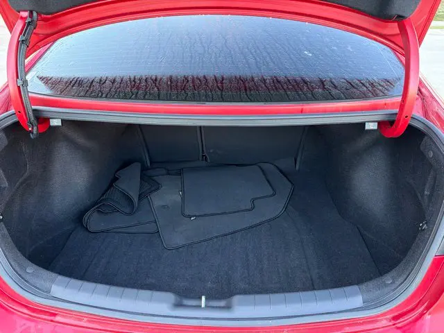 2020 Hyundai Elantra - $14,980
