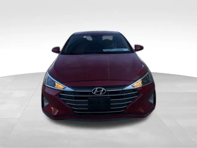 2020 Hyundai Elantra - $14,980