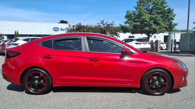 2020 Hyundai ELANTRA SE