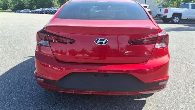 2020 Hyundai ELANTRA SE