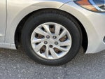 2018 Elantra Thumbnail 10