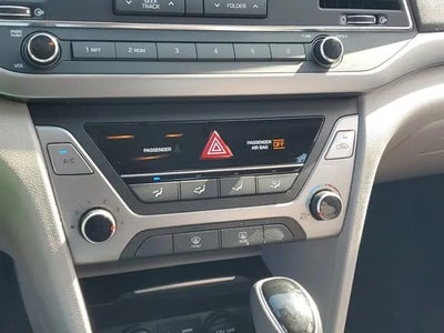 Photo of a 2018 Hyundai Elantra SE 4DR Sedan 6M (us) for sale