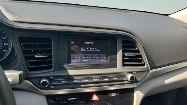 2020 Hyundai ELANTRA SE