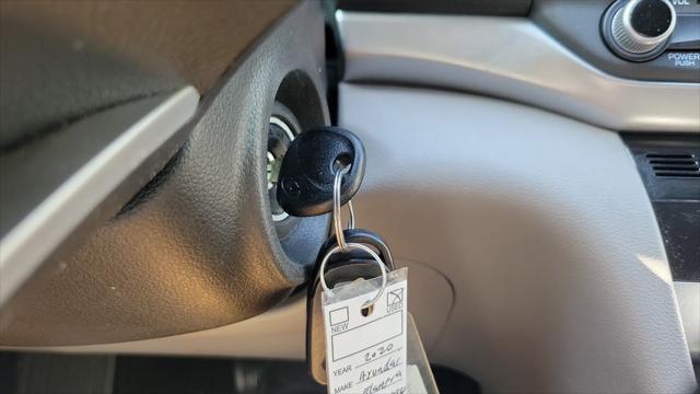 2020 Hyundai ELANTRA SE