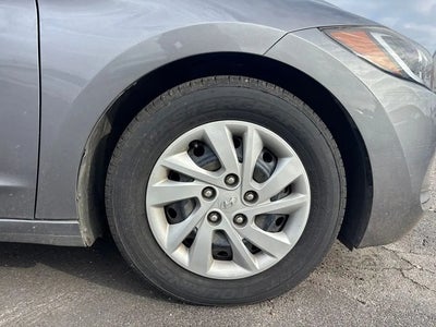 2018 Hyundai Elantra SE 4DR Sedan 6M (us)