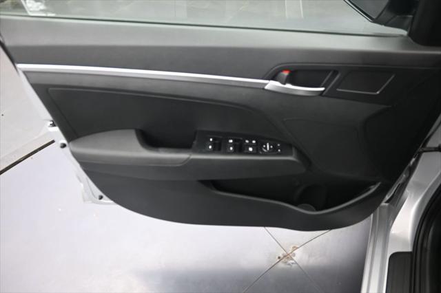 2019 Hyundai Elantra - $13,454