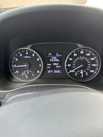 Photo of a 2017 Hyundai Elantra SE 4DR Sedan (US Midyear Release) for sale