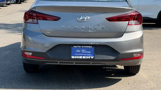 2019 Hyundai ELANTRA SE
