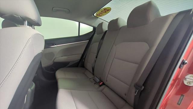 2019 Hyundai ELANTRA SE